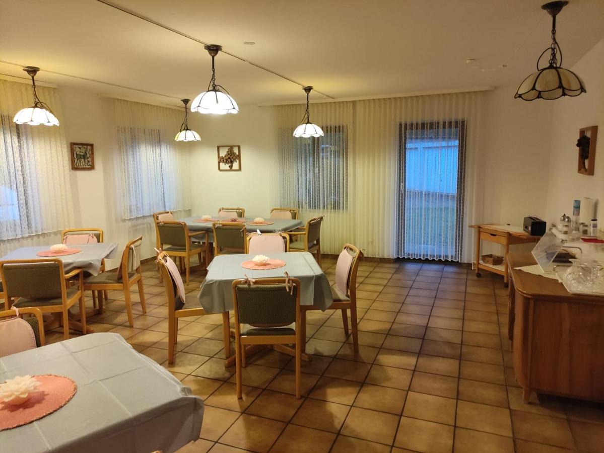 Auf Dem Roten Fels Eppenbrunn Exteriör bild